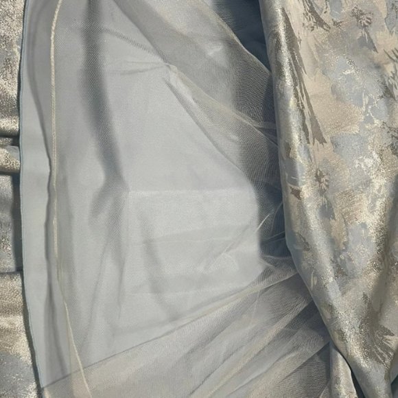 Brand New Prom/Semi-Formal Dress - Picture 4 of 6